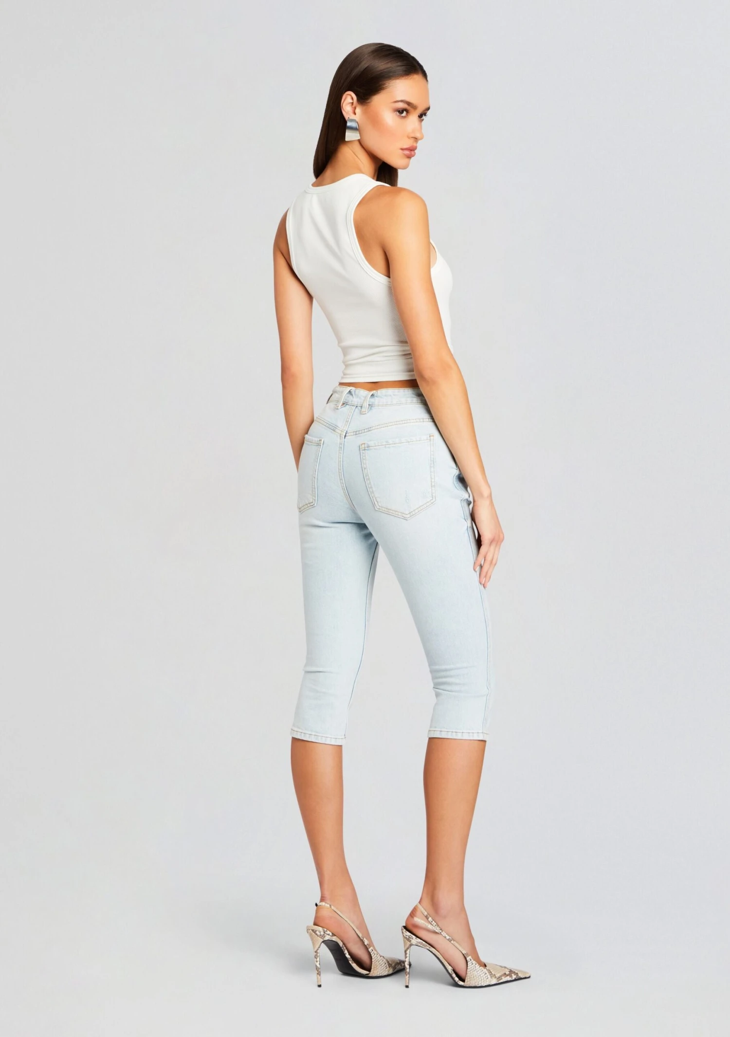 Avalon Capri - Image 4